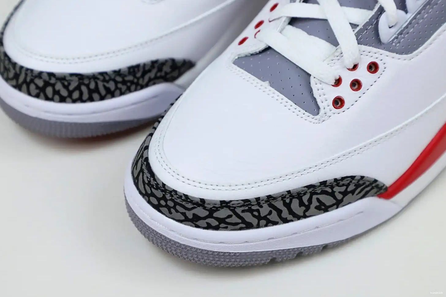 JORDAN AIR 3RETRO Kimikick 0424